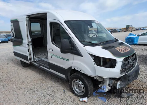 2019 Ford Transit T-250 z USA, uszkodzony, nr VIN 1FTYR2CM0KKB54055